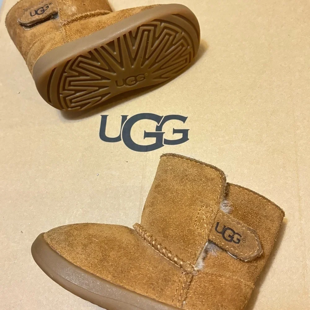 Ugg Keelan II boots for kids